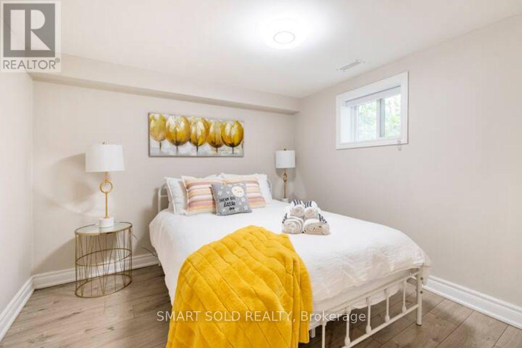 76 Clancy Drive, Toronto, Ontario  M2J 2V8 - Photo 24 - C12837472