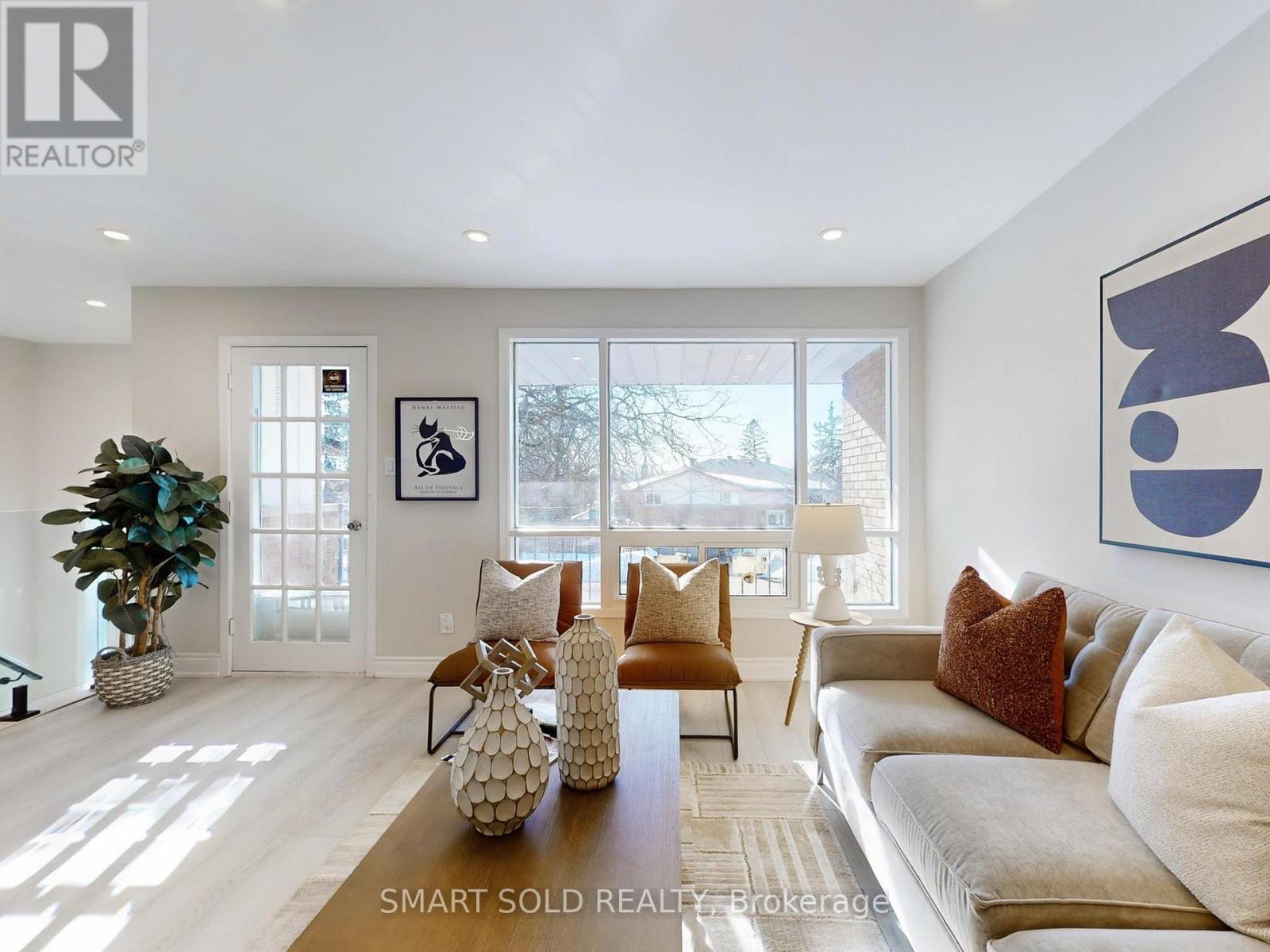 76 Clancy Drive, Toronto, Ontario  M2J 2V8 - Photo 2 - C12837472