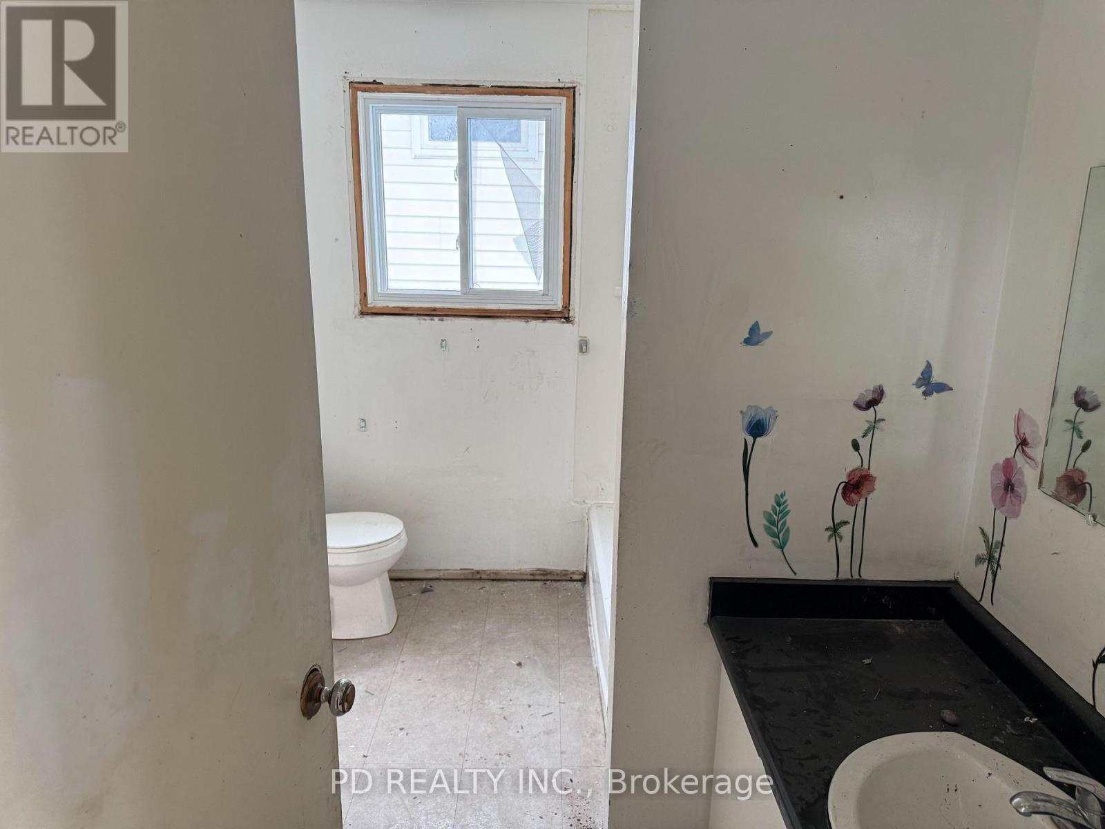 831 Milford Drive, Peterborough (Ashburnham Ward 4), Ontario  K9J 8K3 - Photo 12 - X12837470