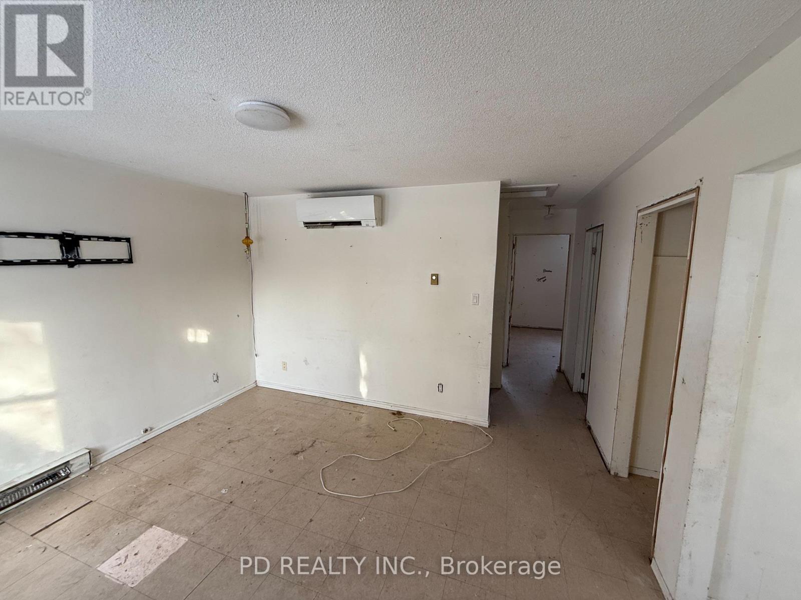 831 Milford Drive, Peterborough (Ashburnham Ward 4), Ontario  K9J 8K3 - Photo 3 - X12837470