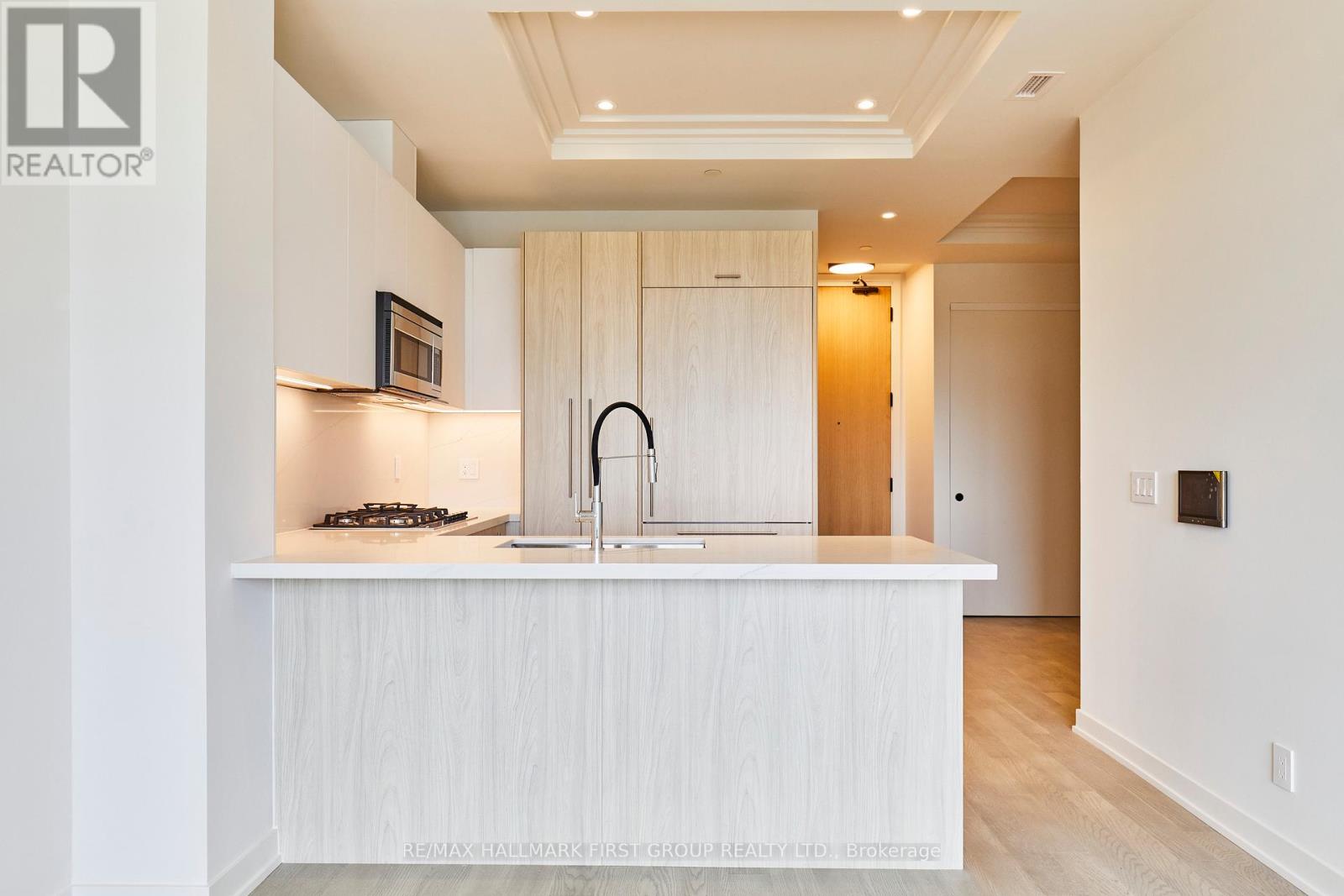 407 - 123 Maurice Drive, Oakville, Ontario  L6K 2W6 - Photo 13 - W12837774