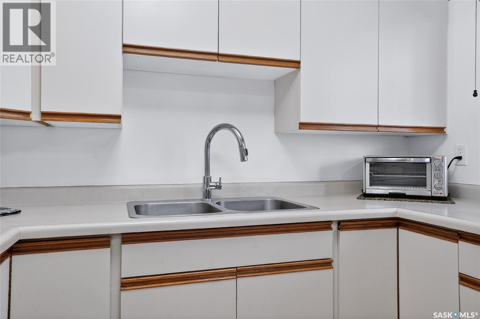 13 1128 Mckercher Drive, Saskatoon, Saskatchewan  S7H 4Y7 - Photo 24 - SK029463