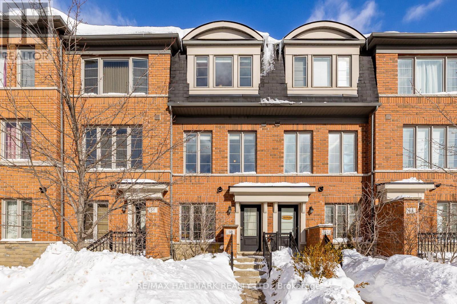 60 BELANGER CRESCENT, Toronto, Ontario