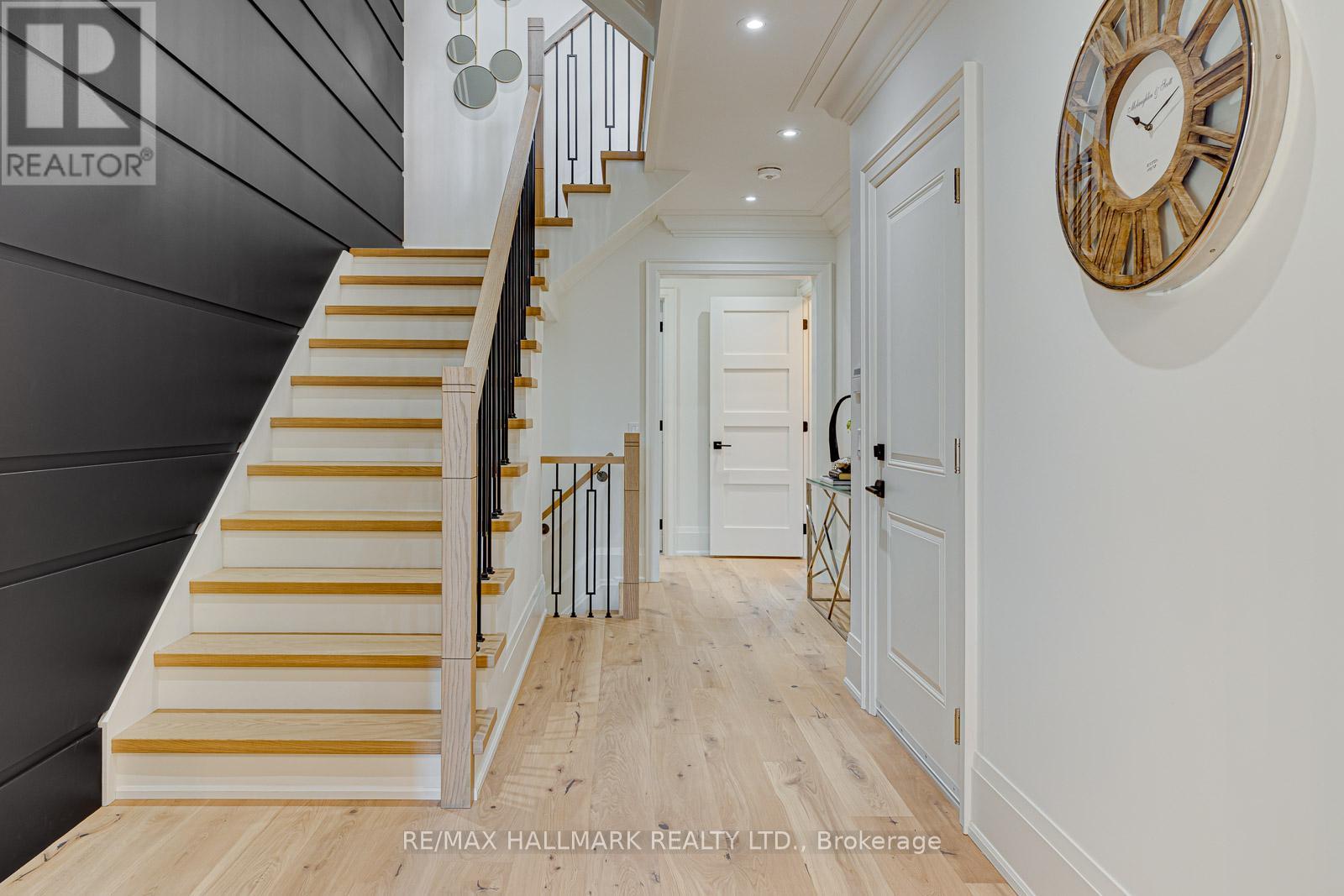 1802 Stallion Chase, Pickering, Ontario  L1V 0E7 - Photo 3 - E12780894