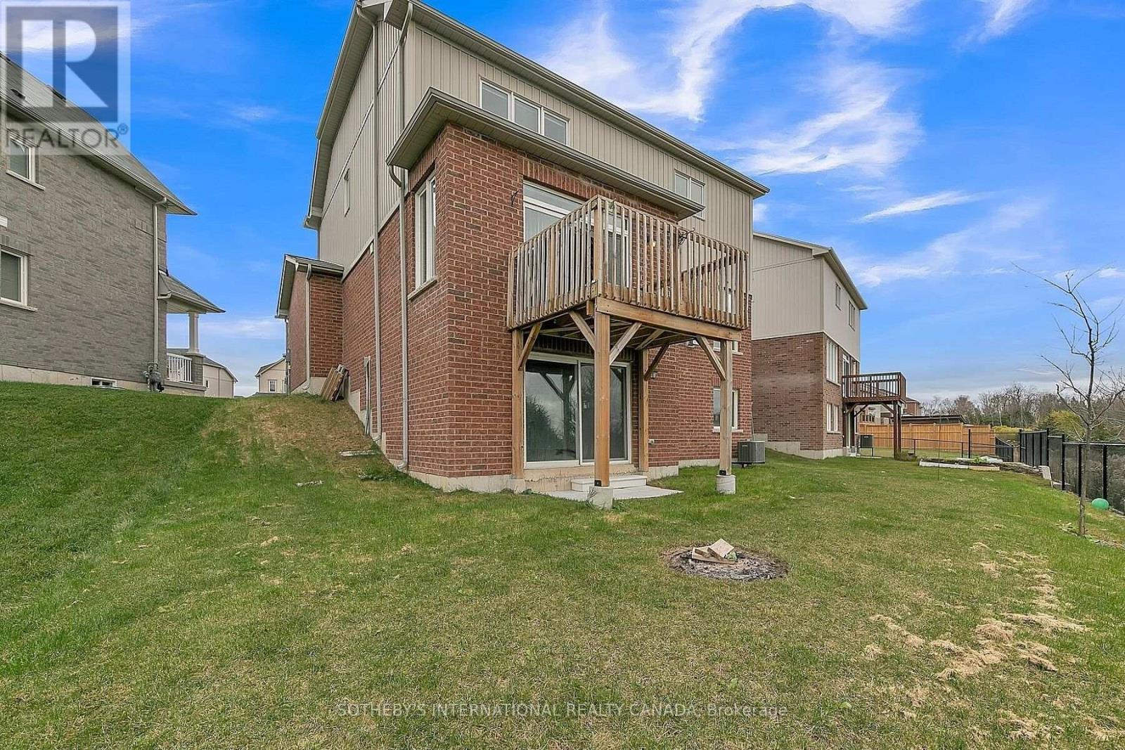 238 Dolman Street, Woolwich, Ontario  N0B 1M0 - Photo 2 - X12833024