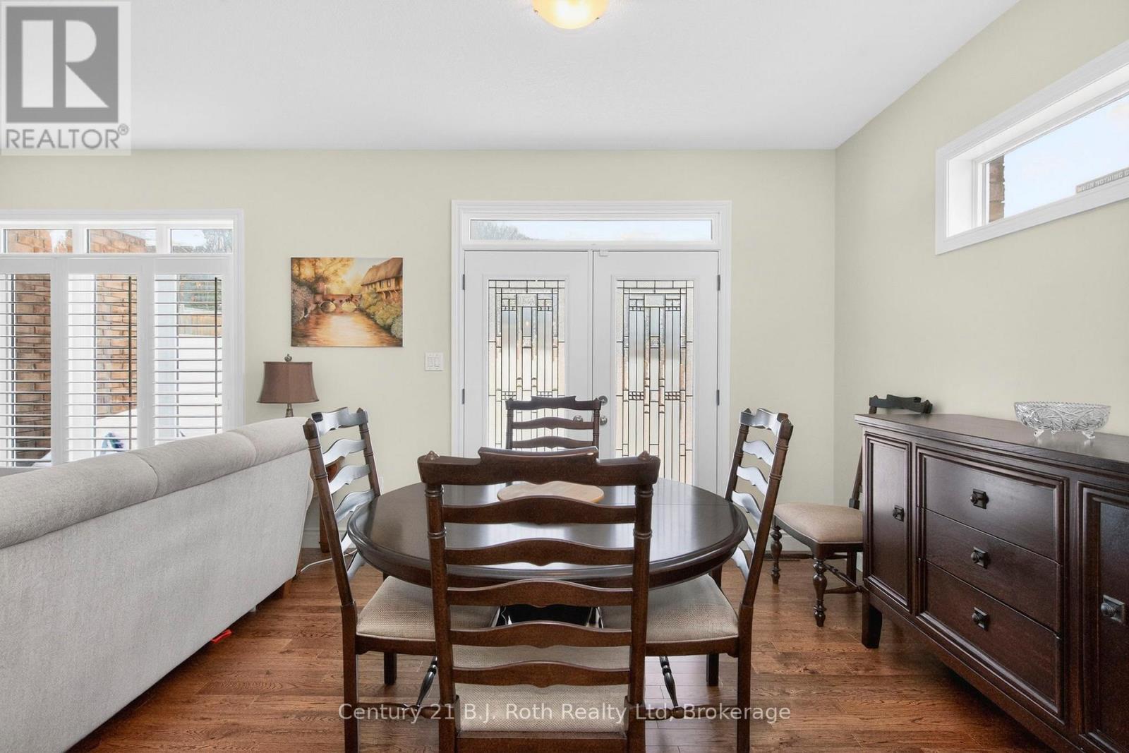 53 Hunter Avenue, Tay, Ontario  L0K 2A0 - Photo 13 - S12837874