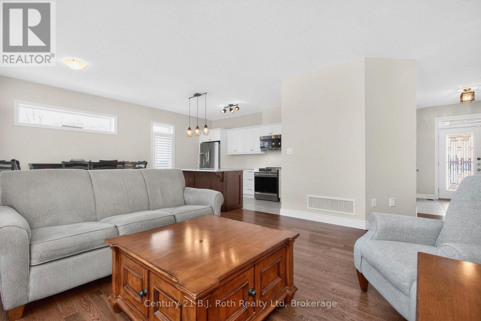 53 Hunter Avenue, Tay, Ontario  L0K 2A0 - Photo 18 - S12837874