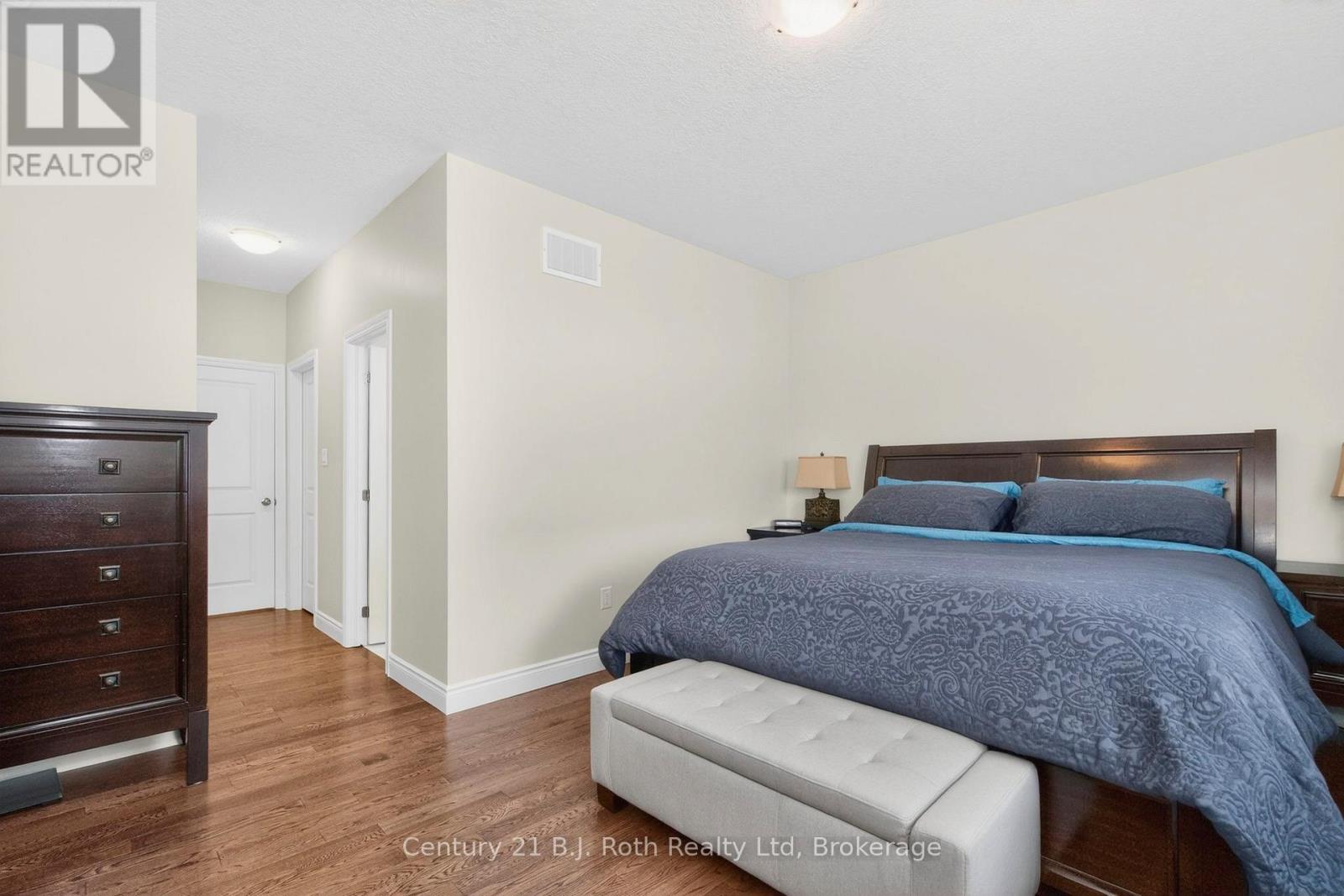 53 Hunter Avenue, Tay, Ontario  L0K 2A0 - Photo 20 - S12837874