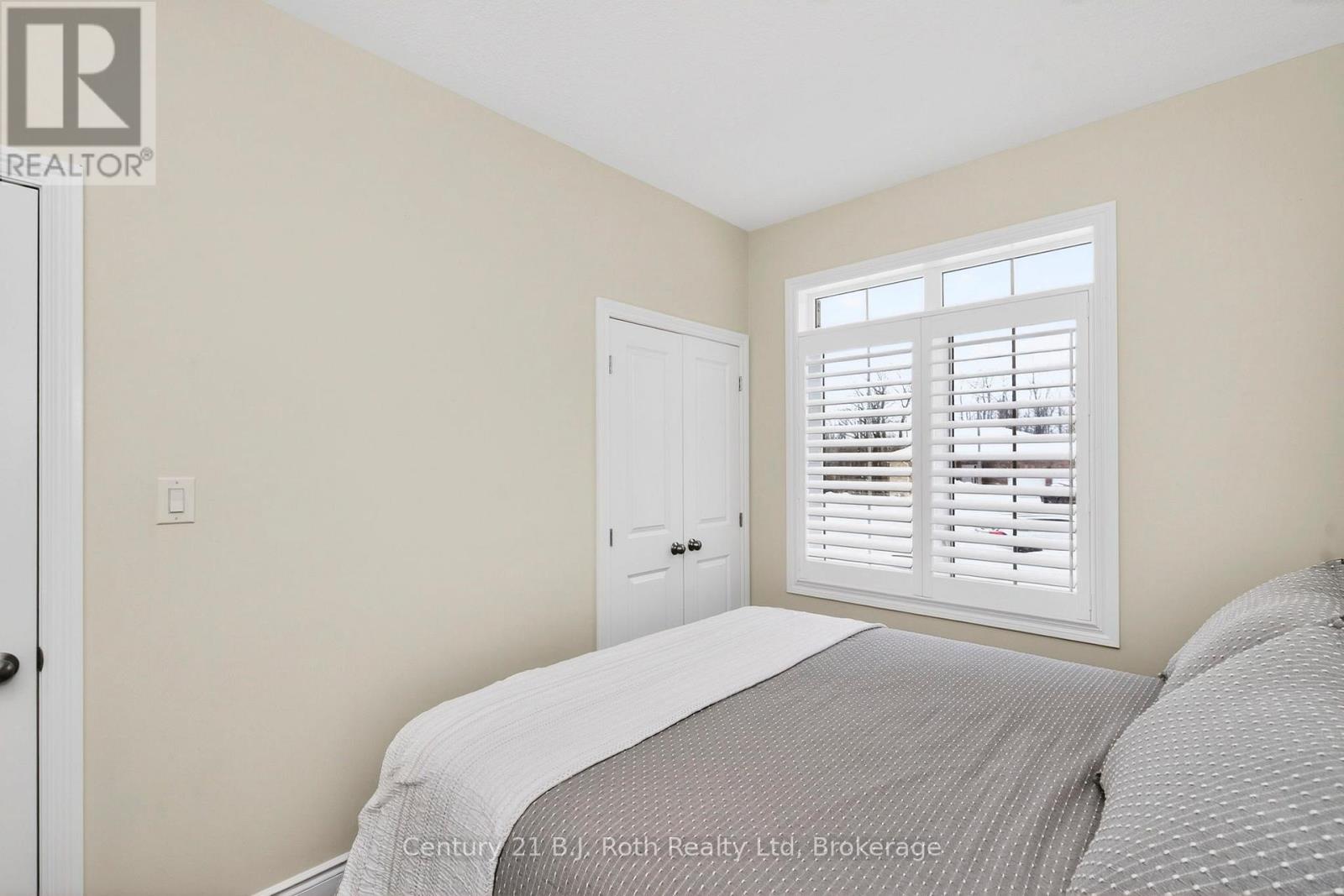 53 Hunter Avenue, Tay, Ontario  L0K 2A0 - Photo 24 - S12837874