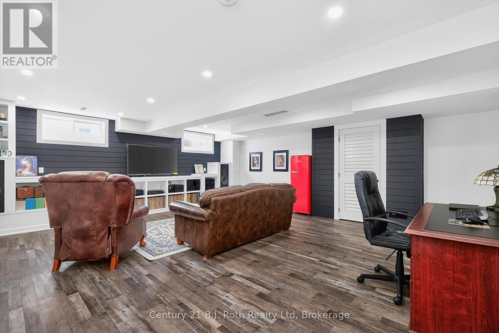 53 Hunter Avenue, Tay, Ontario  L0K 2A0 - Photo 26 - S12837874