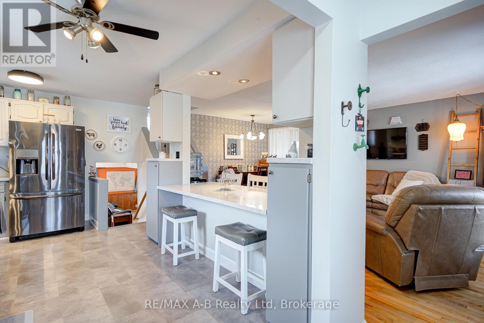 231 Whitelock Street, Stratford, Ontario  N5A 7L2 - Photo 11 - X12837804