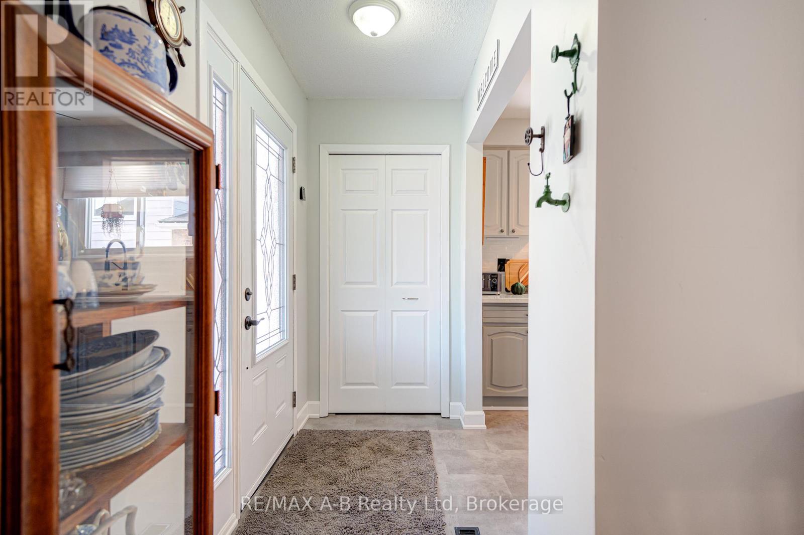 231 Whitelock Street, Stratford, Ontario  N5A 7L2 - Photo 6 - X12837804