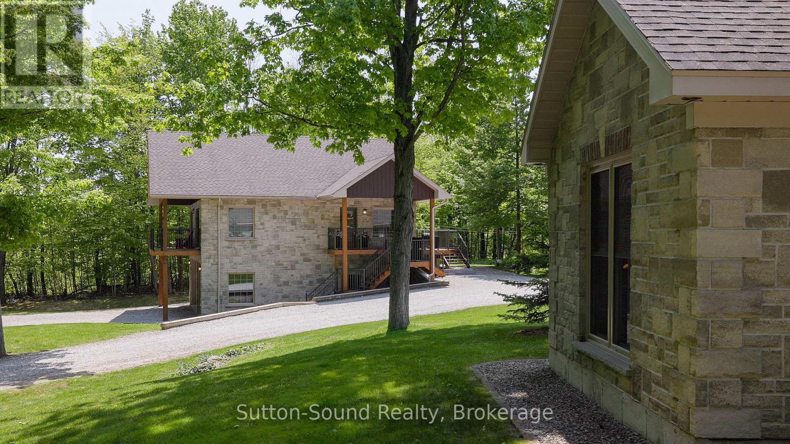 505556 Grey Road 1 Road, Georgian Bluffs, Ontario N0H 1S0 - Photo 12 - X12837812