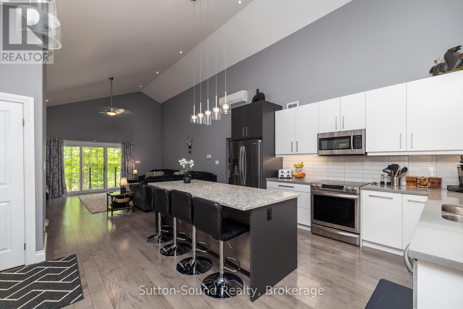 505556 Grey Road 1 Road, Georgian Bluffs, Ontario N0H 1S0 - Photo 38 - X12837812