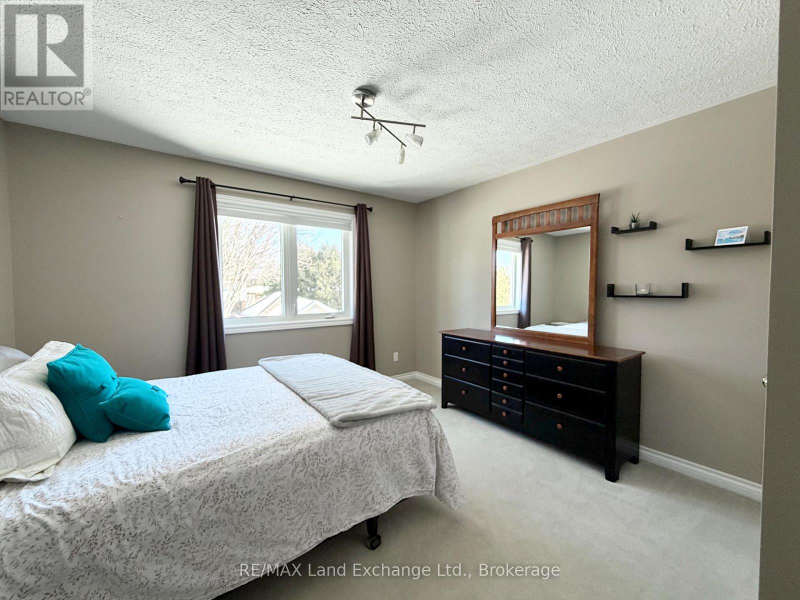 375 Stafford Street, Saugeen Shores, Ontario  N0H 2C1 - Photo 21 - X12837844