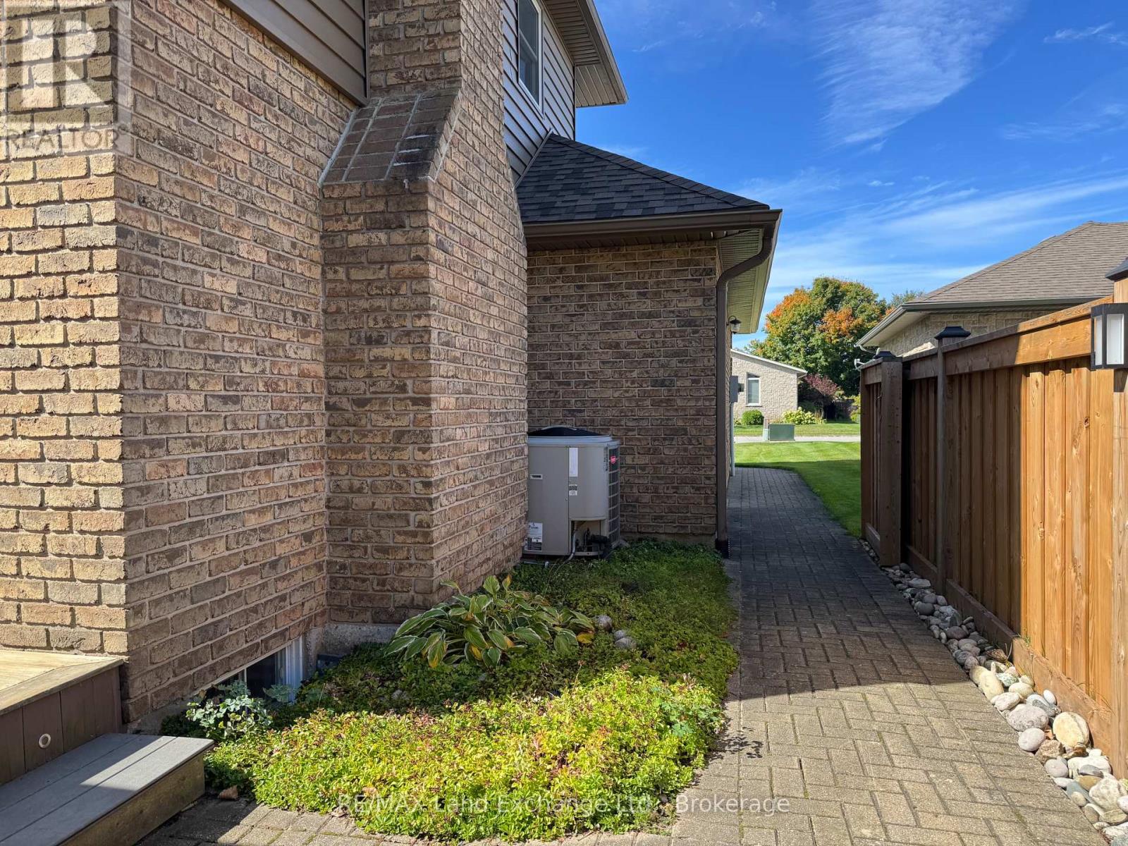 375 Stafford Street, Saugeen Shores, Ontario  N0H 2C1 - Photo 35 - X12837844