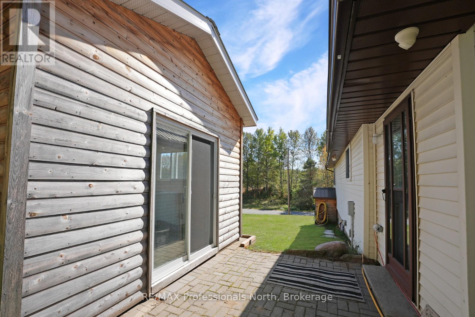 1123 Harcourt Road, Dysart Et Al, Ontario  K0L 1X0 - Photo 30 - X12837850