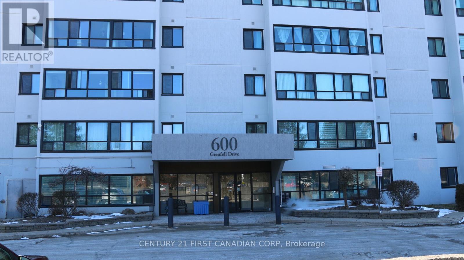 207 - 600 Grenfell Drive, London North, Ontario  N5X 2R8 - Photo 2 - X12837846