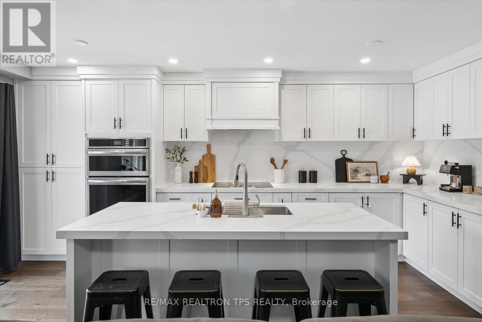 87 MADDEN PLACE, Clarington, Ontario