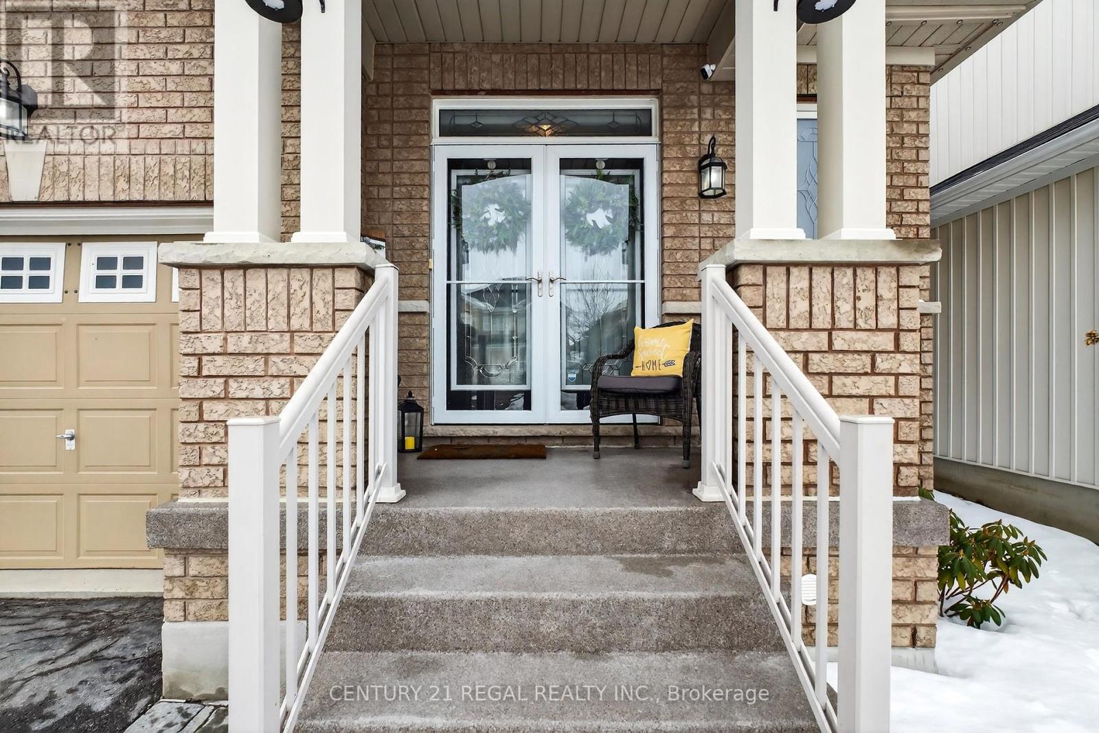 94 Thomas Woodlock Street, Clarington, Ontario  L1B 1G9 - Photo 3 - E12832412