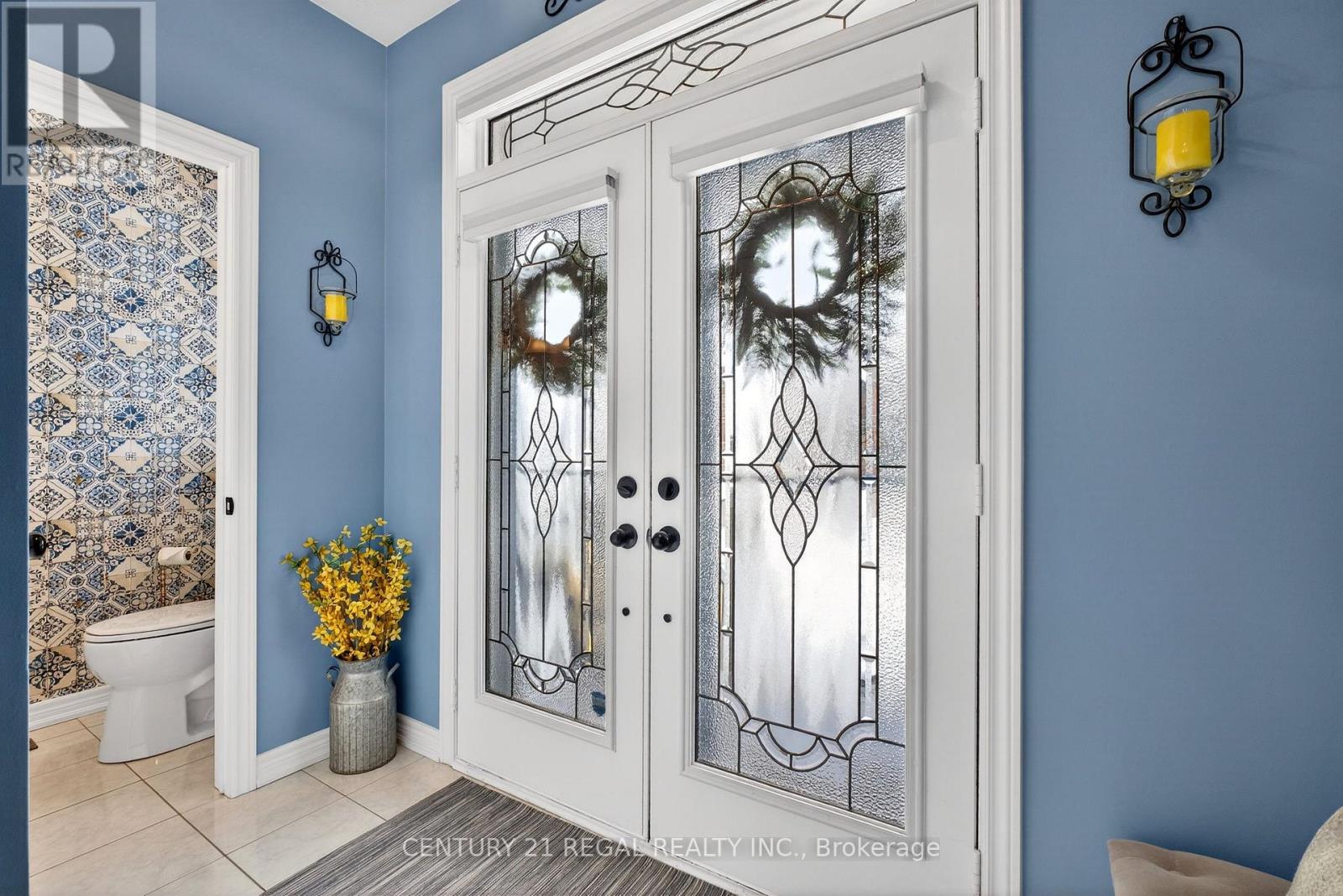 94 Thomas Woodlock Street, Clarington, Ontario  L1B 1G9 - Photo 4 - E12832412