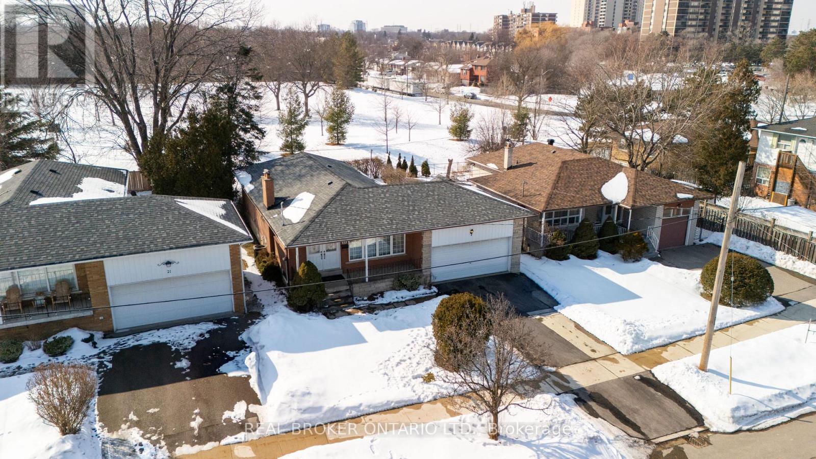 23 Beaumaris Crescent, Toronto, Ontario  M9R 1N7 - Photo 30 - W12837746