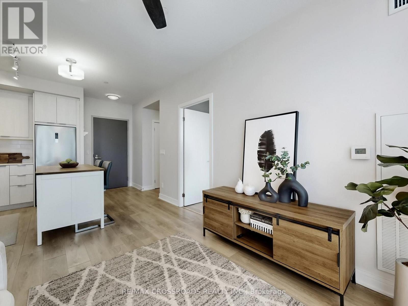 503 - 38 Forest Manor Road, Toronto, Ontario M2J 0H4 - Photo 4 - C12837800