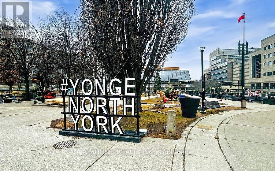 1617 - 8 Hillcrest Avenue, Toronto, Ontario M2N 6Y6 - Photo 4 - C12837858