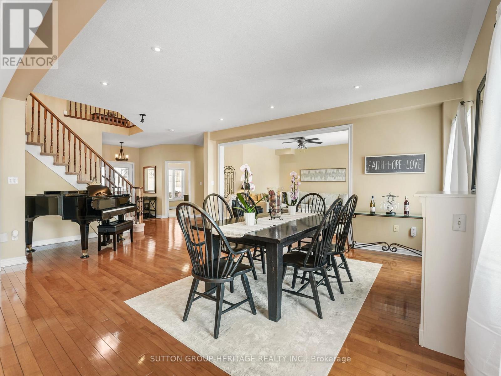 21 Sheldon Drive, Ajax, Ontario  L1T 4K7 - Photo 15 - E12837808