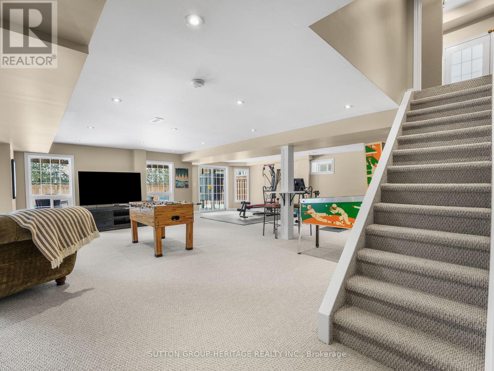 21 Sheldon Drive, Ajax, Ontario  L1T 4K7 - Photo 32 - E12837808