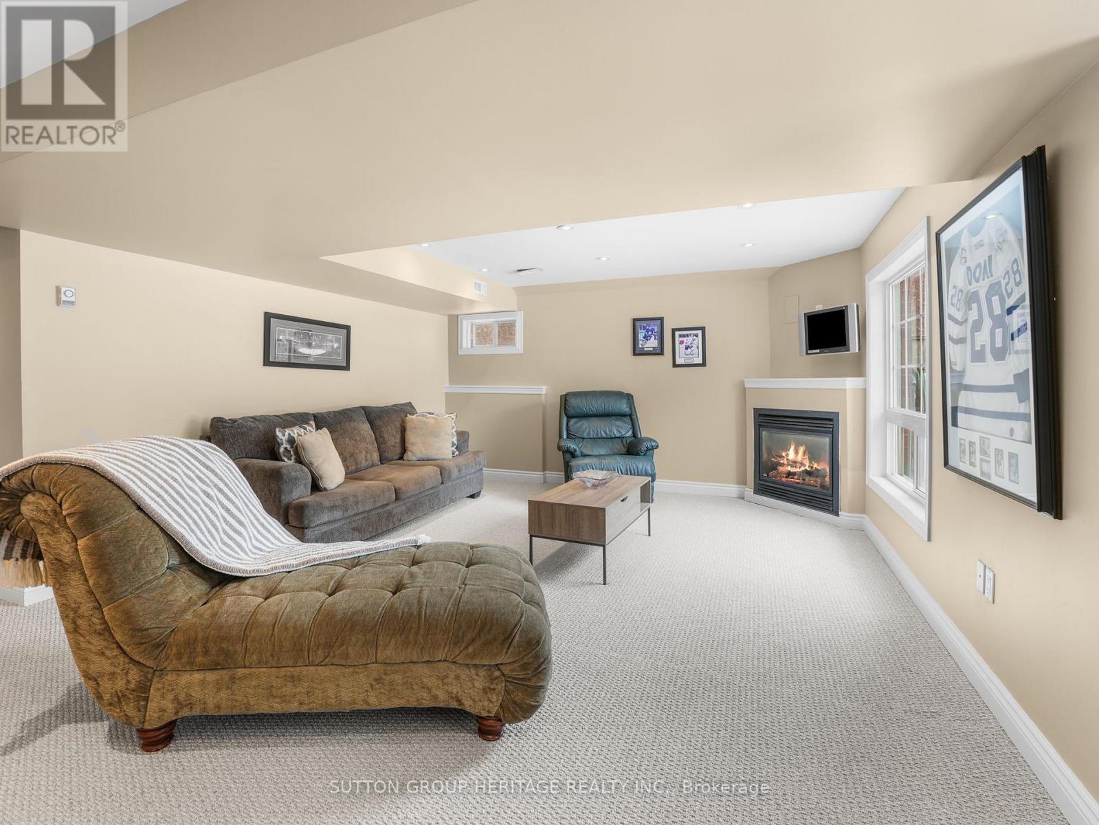 21 Sheldon Drive, Ajax, Ontario  L1T 4K7 - Photo 33 - E12837808