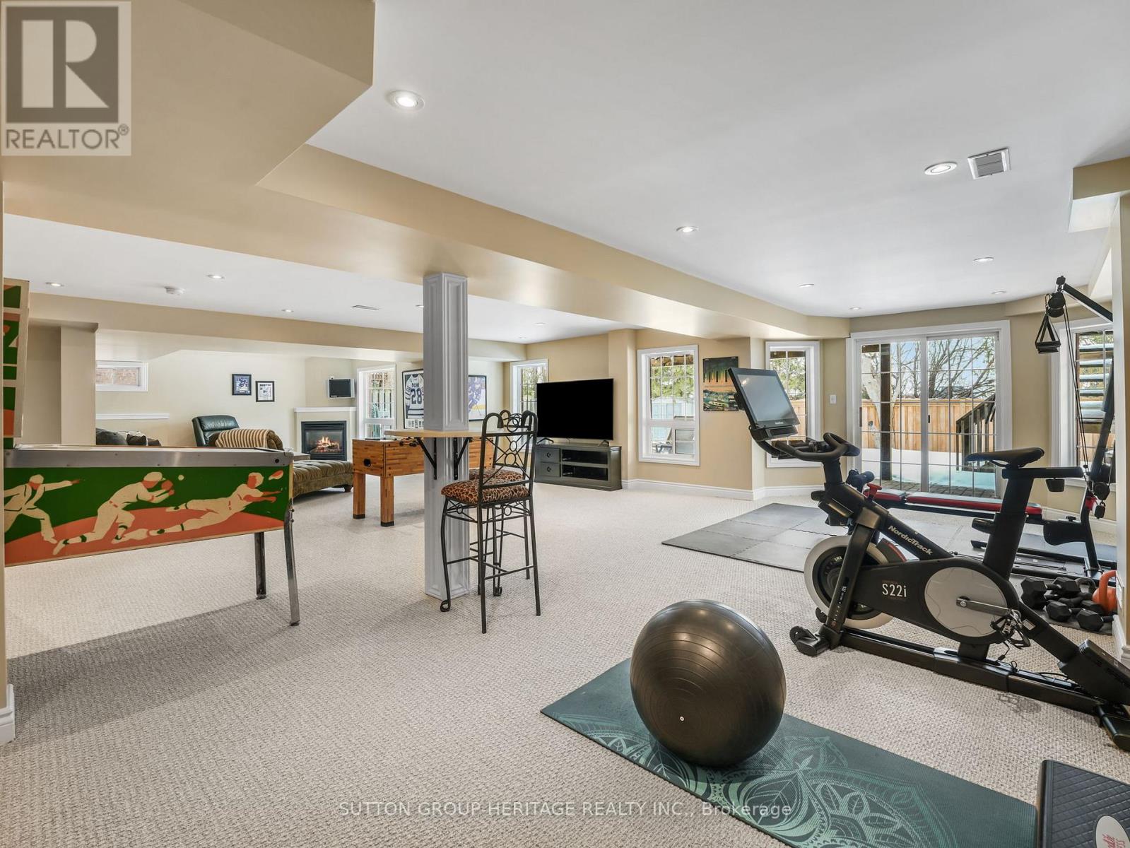 21 Sheldon Drive, Ajax, Ontario  L1T 4K7 - Photo 36 - E12837808