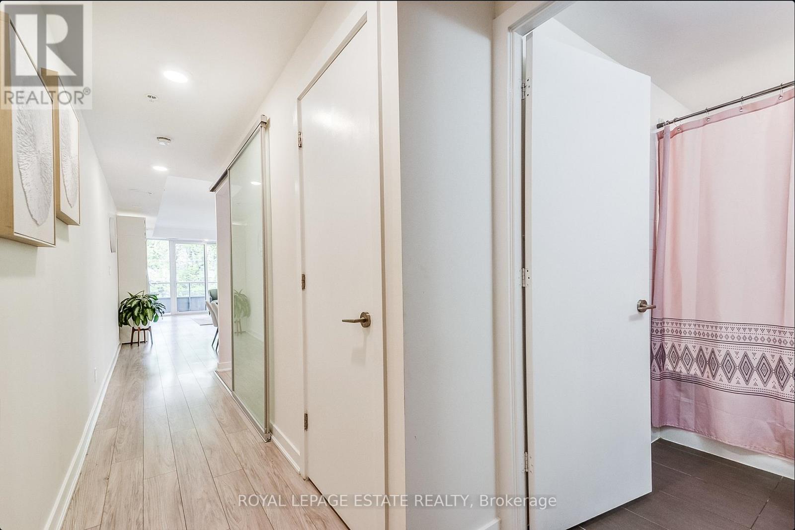 306 - 1960 Queen Street E, Toronto, Ontario  M4L 1H8 - Photo 5 - E12837898