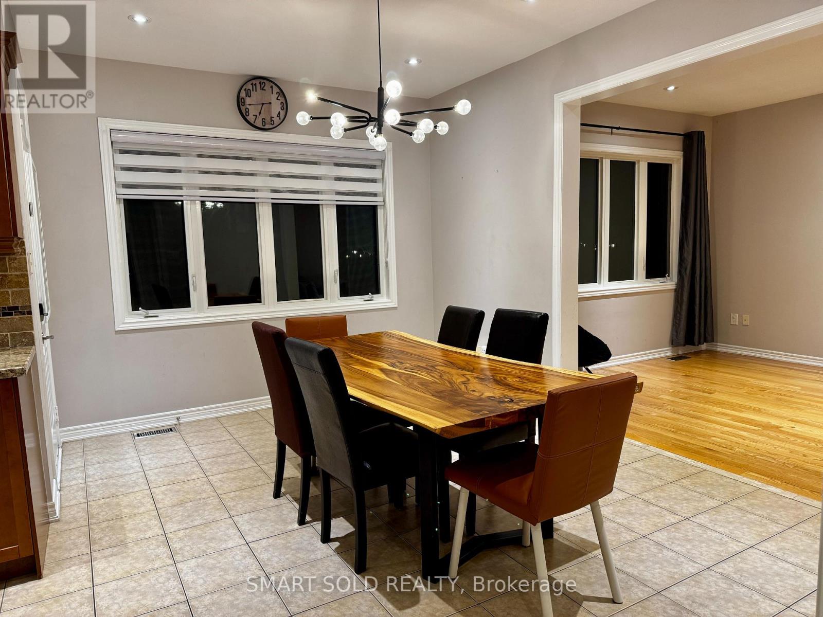 35 Cosford Street, Aurora, Ontario  L4G 0J5 - Photo 3 - N12837824