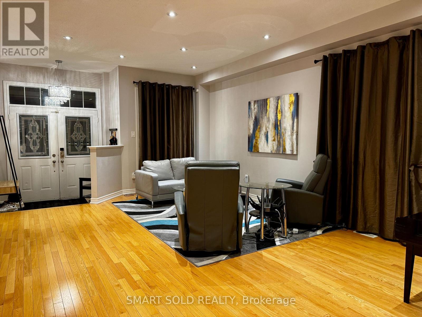 35 Cosford Street, Aurora, Ontario  L4G 0J5 - Photo 8 - N12837824