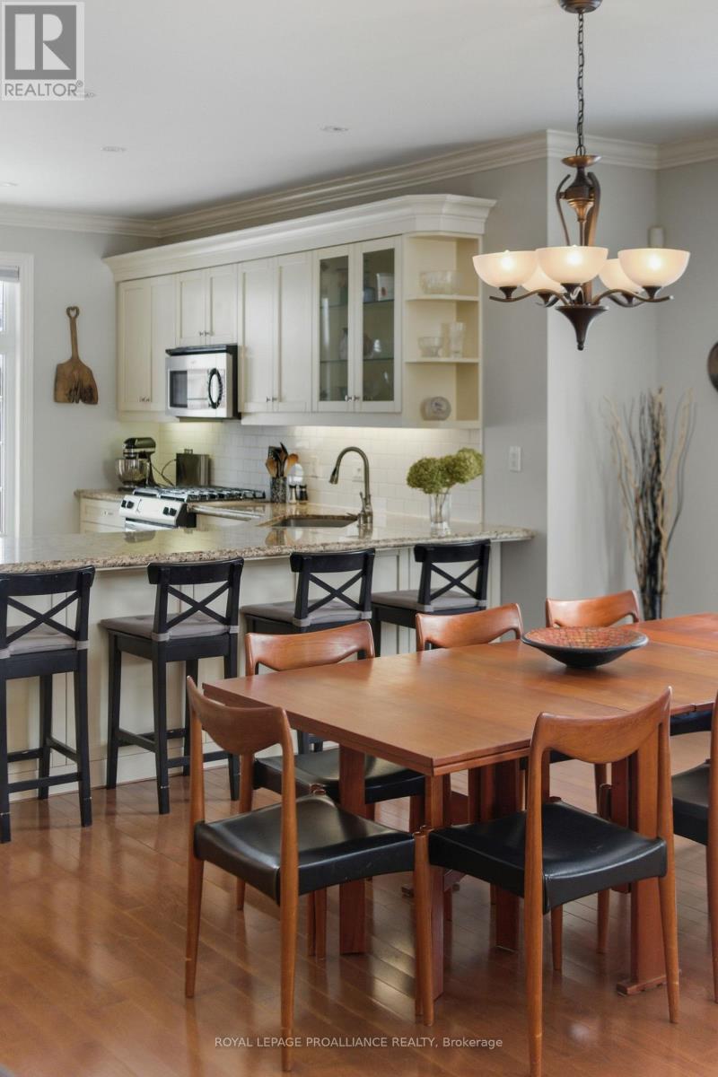 20 Pulla Street, Quinte West, Ontario  K8V 5P7 - Photo 9 - X12806258