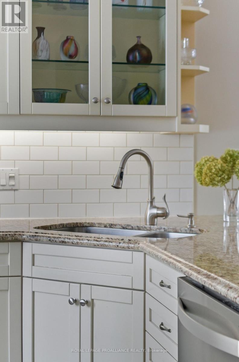 20 Pulla Street, Quinte West, Ontario  K8V 5P7 - Photo 7 - X12806258