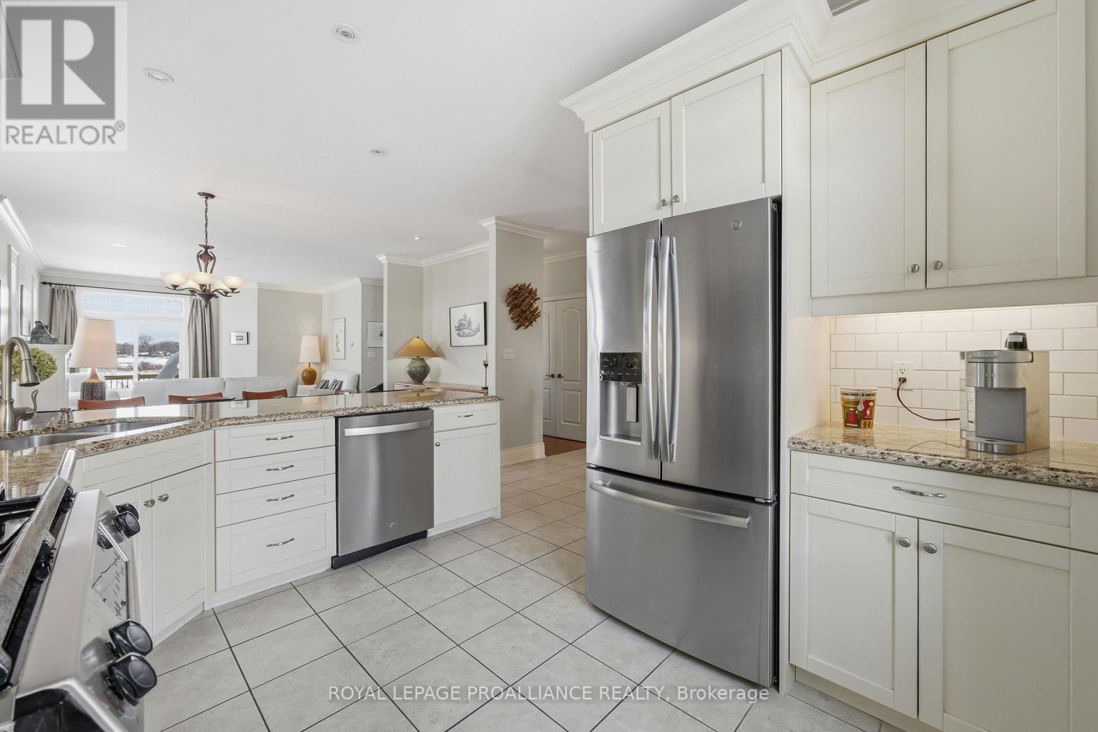 20 Pulla Street, Quinte West, Ontario  K8V 5P7 - Photo 8 - X12806258