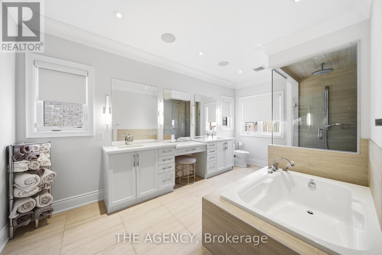 11 Coastal Trail, King, Ontario  L7B 0A5 - Photo 30 - N12833214