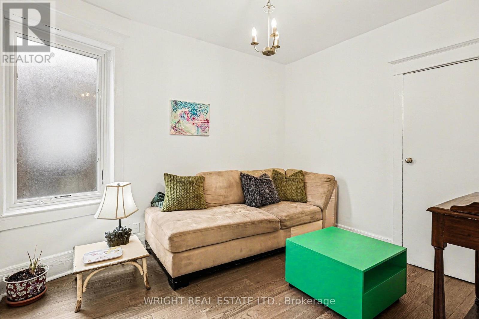 1273 Lansdowne Avenue N, Toronto, Ontario  M6H 3Z9 - Photo 13 - W12837806