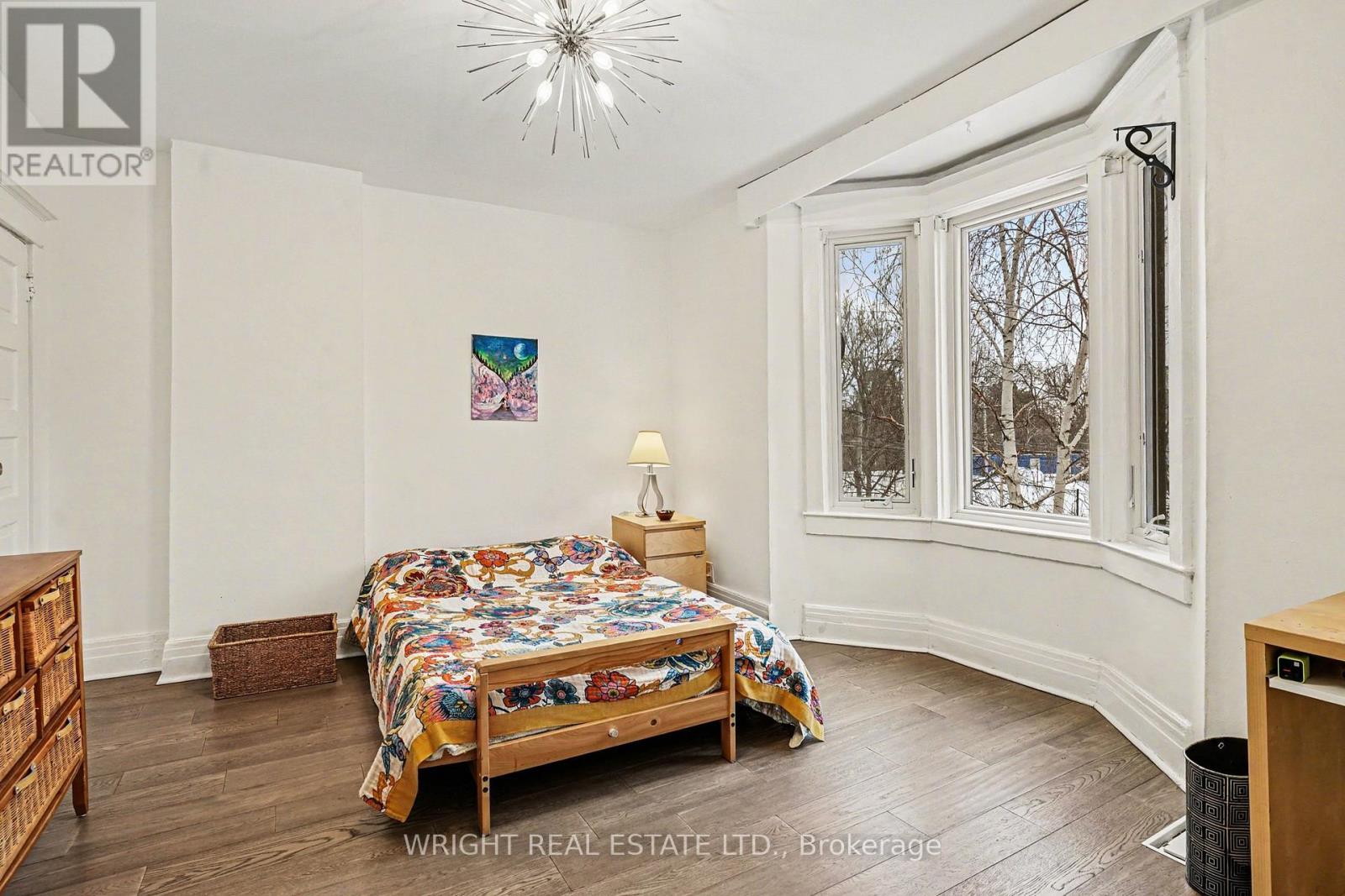 1273 Lansdowne Avenue N, Toronto, Ontario  M6H 3Z9 - Photo 14 - W12837806