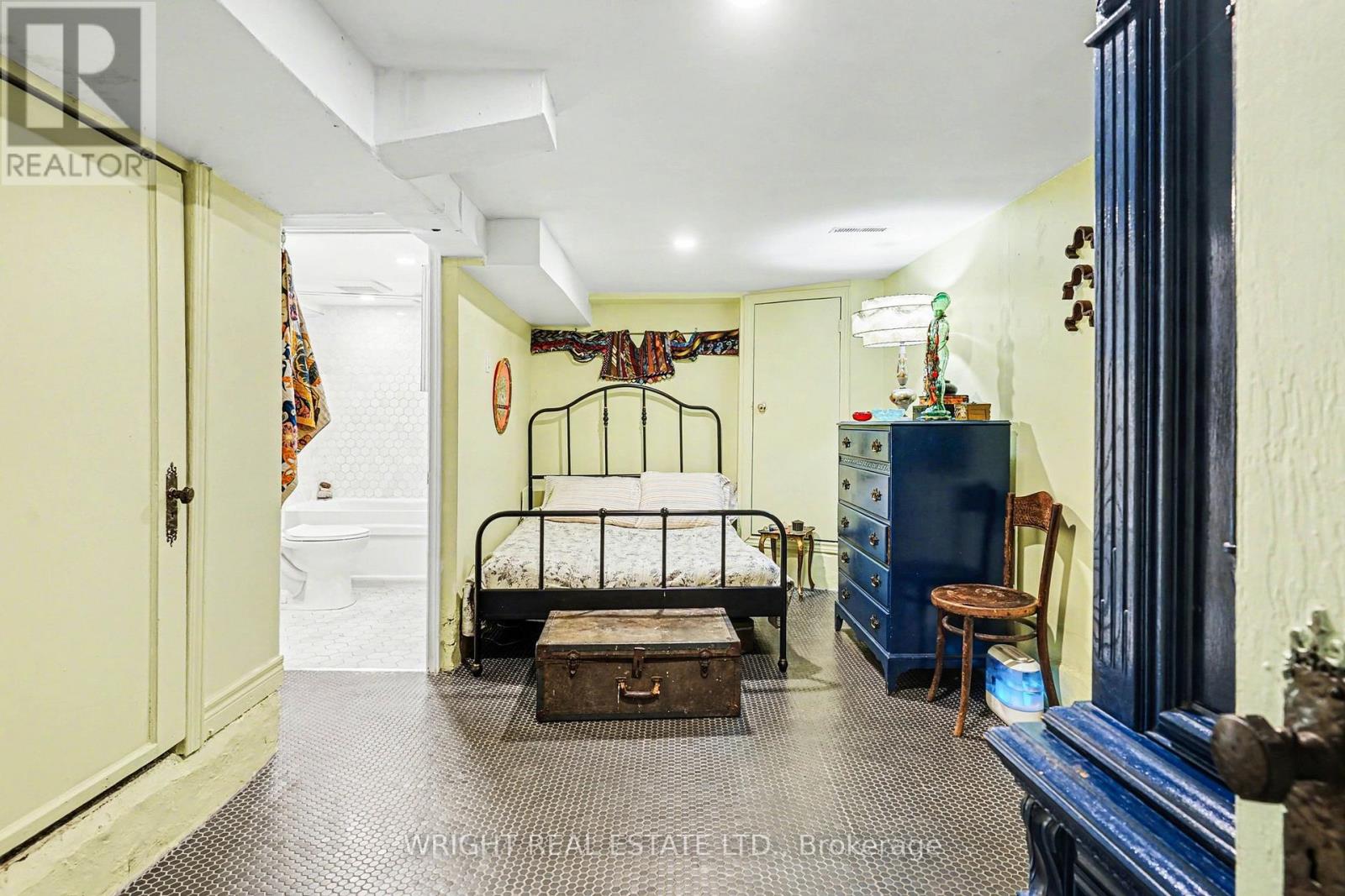 1273 Lansdowne Avenue N, Toronto, Ontario  M6H 3Z9 - Photo 17 - W12837806