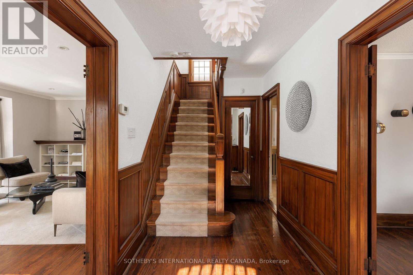 79 Willingdon Boulevard, Toronto, Ontario  M8X 2H8 - Photo 21 - W12837816