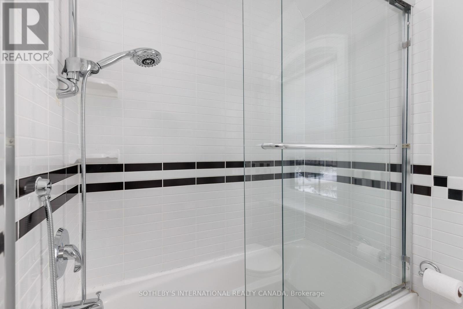 79 Willingdon Boulevard, Toronto, Ontario  M8X 2H8 - Photo 34 - W12837816