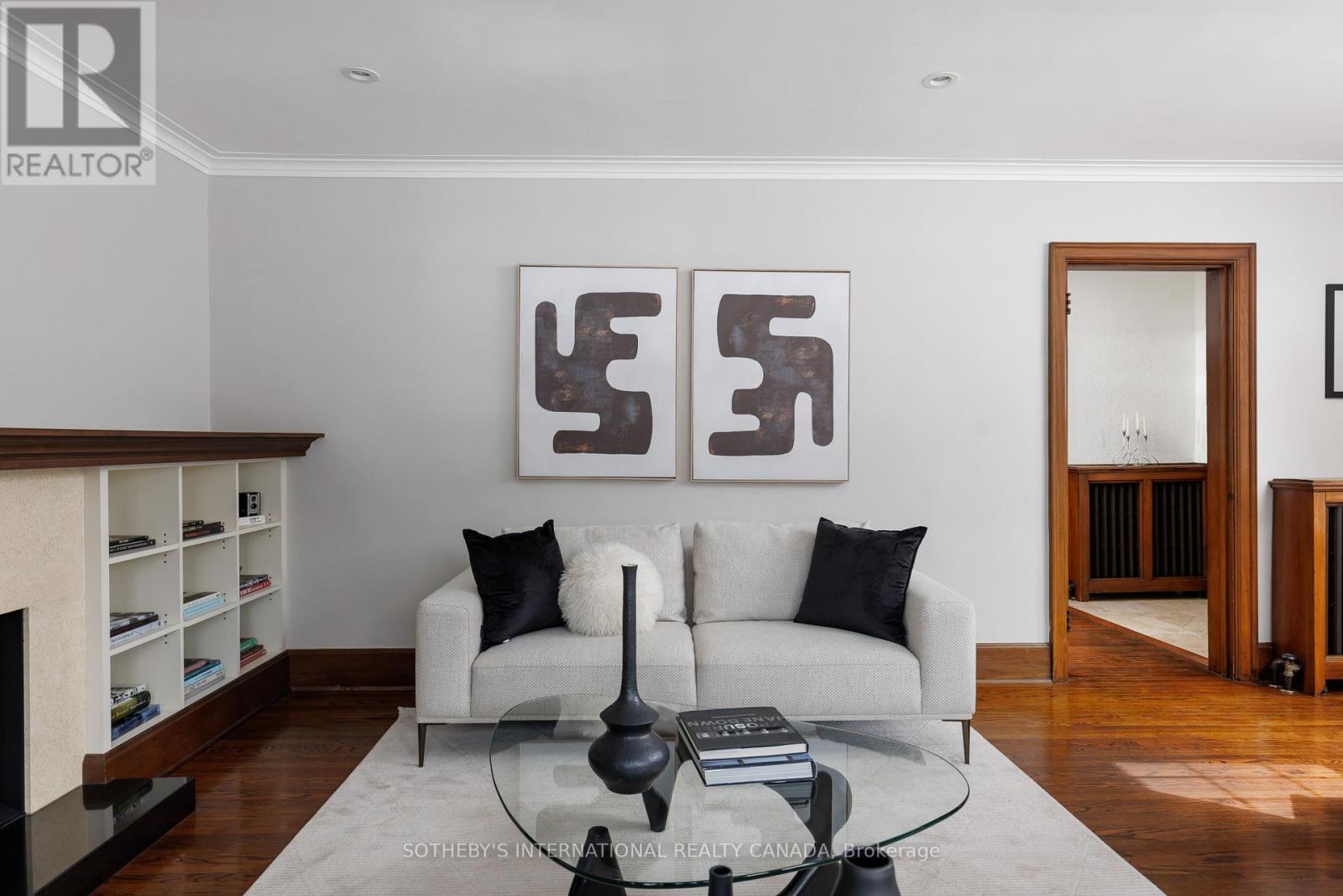 79 Willingdon Boulevard, Toronto, Ontario  M8X 2H8 - Photo 9 - W12837816