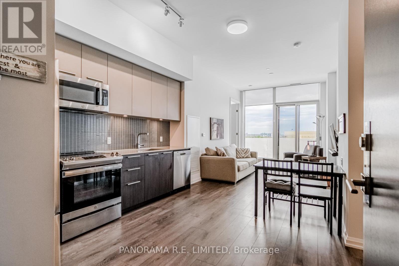 802 - 4208 Dundas Street W, Toronto, Ontario M8X 1Y6 - Photo 1 - W12837830