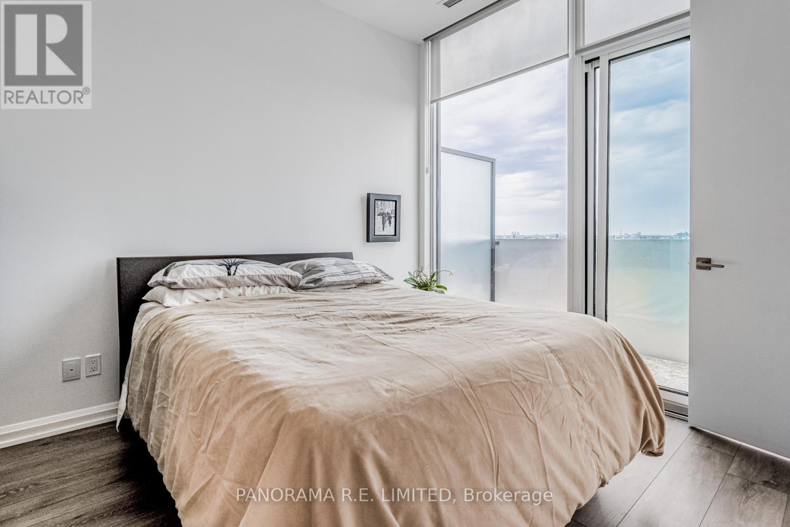 802 - 4208 Dundas Street W, Toronto, Ontario M8X 1Y6 - Photo 7 - W12837830