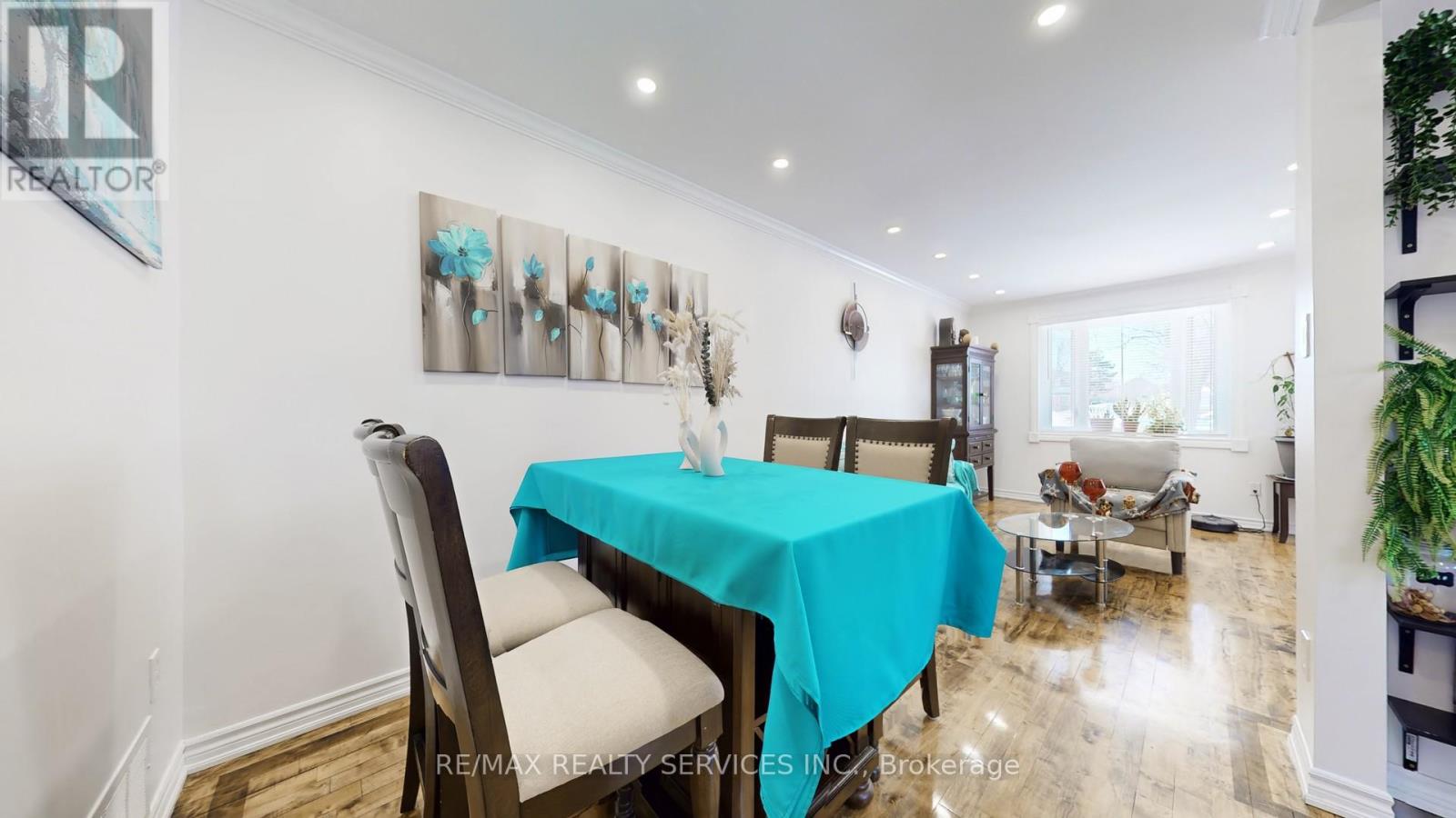 10 Minton Place, Brampton, Ontario  L6S 2S7 - Photo 15 - W12837888