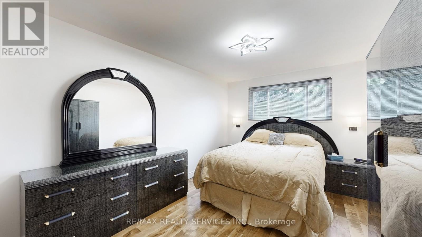 10 Minton Place, Brampton, Ontario  L6S 2S7 - Photo 18 - W12837888