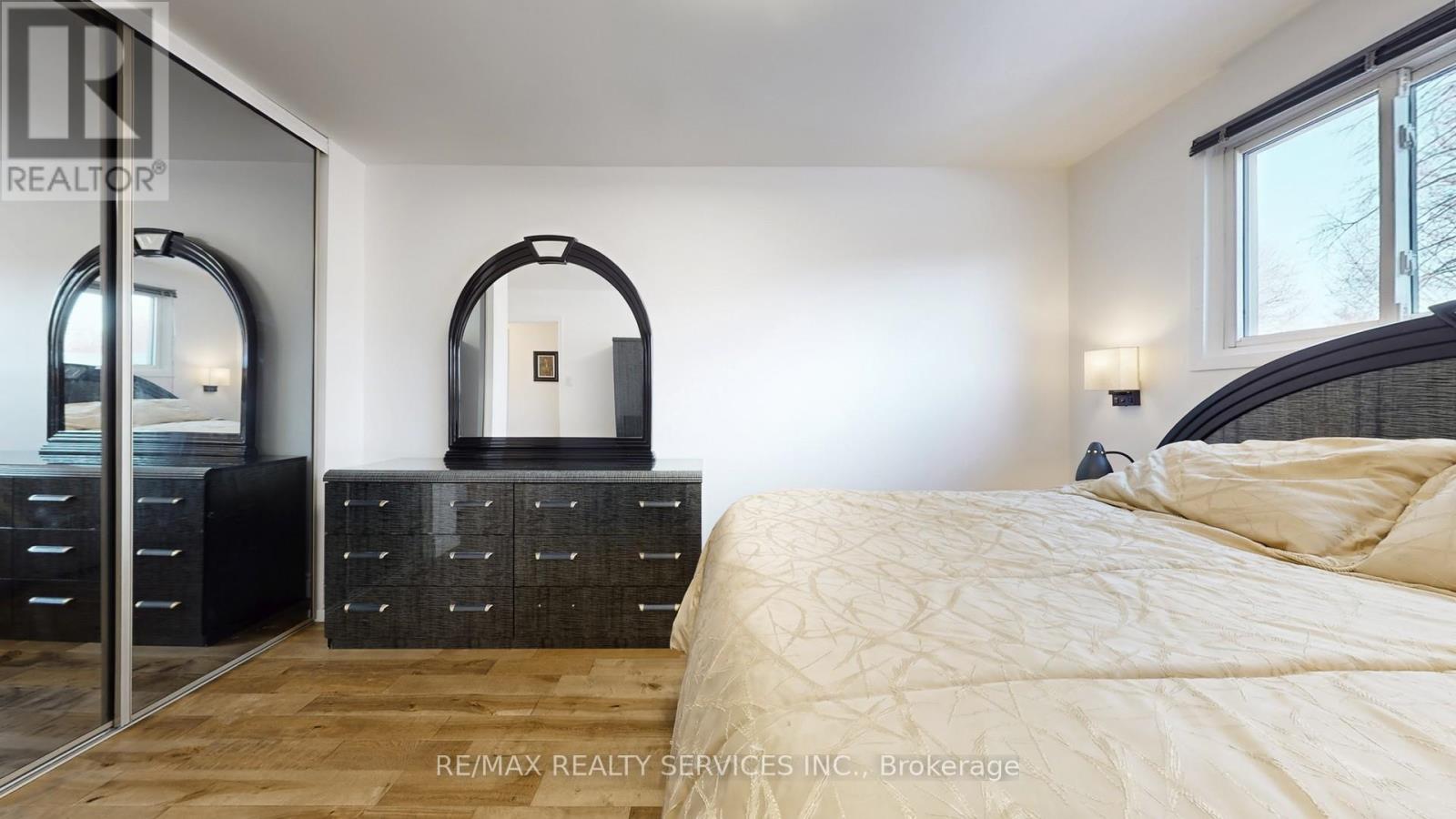 10 Minton Place, Brampton, Ontario  L6S 2S7 - Photo 19 - W12837888